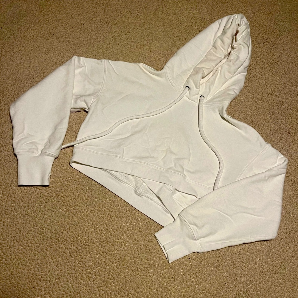 M - White crop sweatshirt w/hood.  Never worn! ALC Brand.